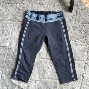 Lulu lemon biker shorts/capris leggings